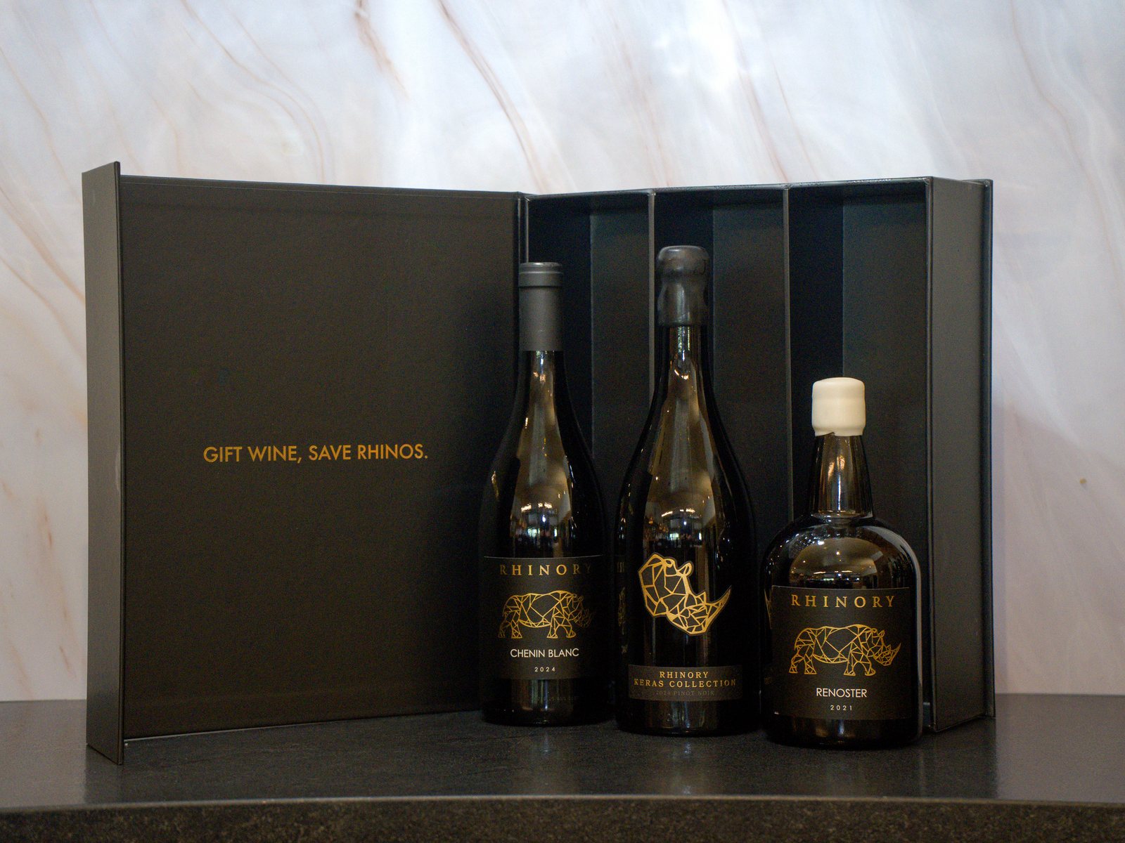 Holiday Feast in a black Rhinory gift box